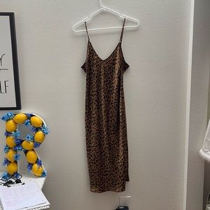 Cheetah print midi dress size large